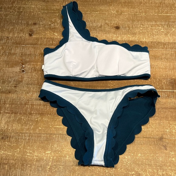 CUPSHE Solid Teal One Shoulder Scalloped Bikini Set - Picture 6 of 7